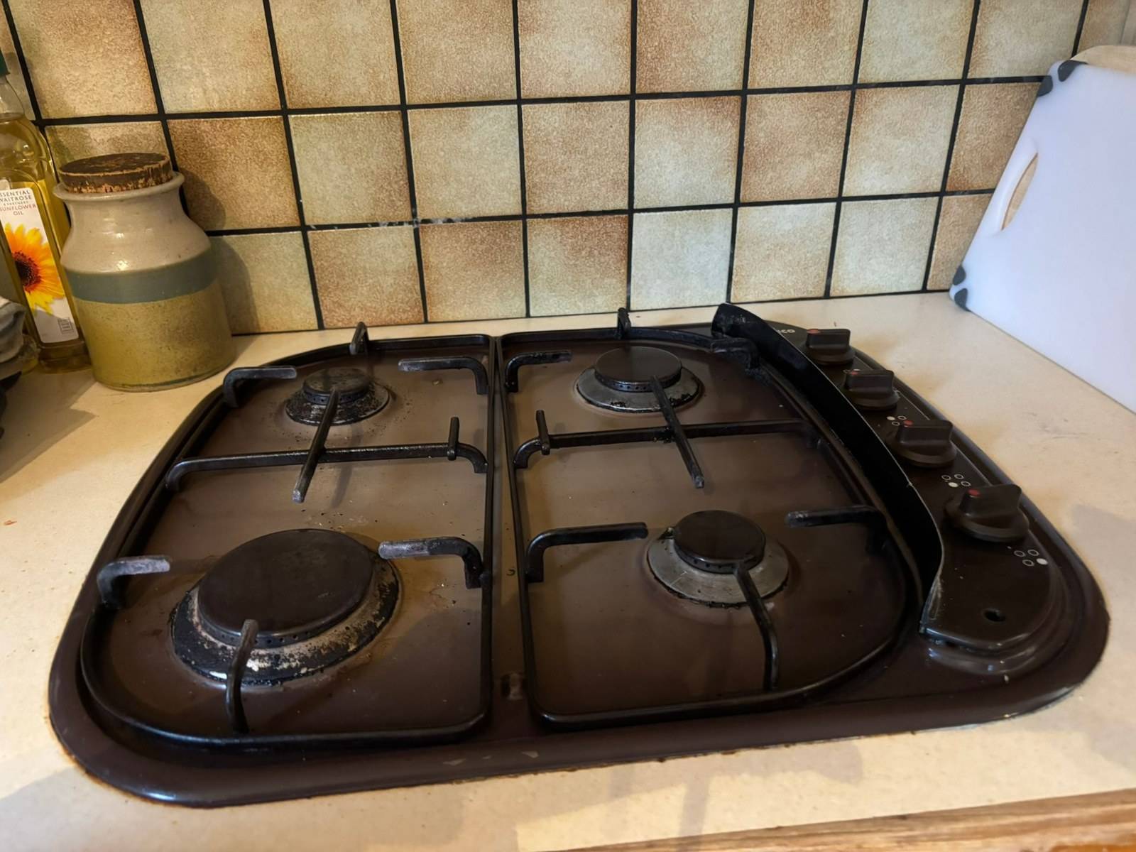 Gas hob installed in a kitchen worktop in Goring
